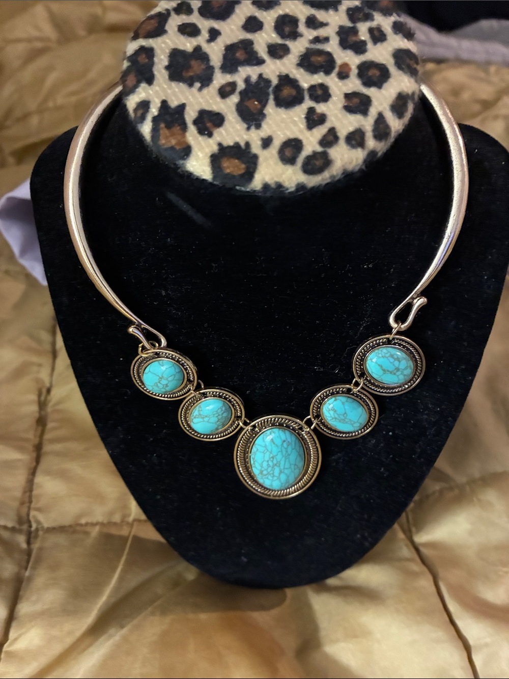 Turquoise Stone Collar Necklace - Women Jewelry